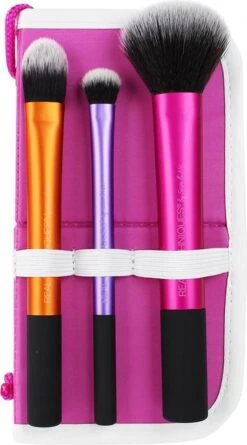 Real Techniques Essentials Set - 3 Delig - Make-up Kwastenset -Modecosmetica Winkel 666x1200 1