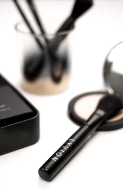 LYVION Professionele Make Up Kwasten Set - 7 Delig / Make Up / Make Up Koffer / Make Up Set / Make Up Kwasten / Make Up Kwasten Set -Modecosmetica Winkel 779x1200 2