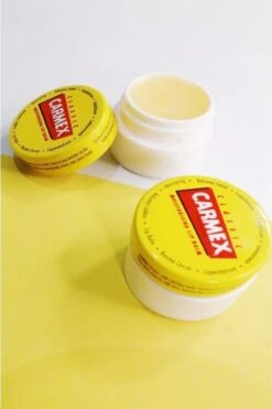 Carmex Lipbalm Classic Pot 7.5 Gr -Modecosmetica Winkel 800x1200 14