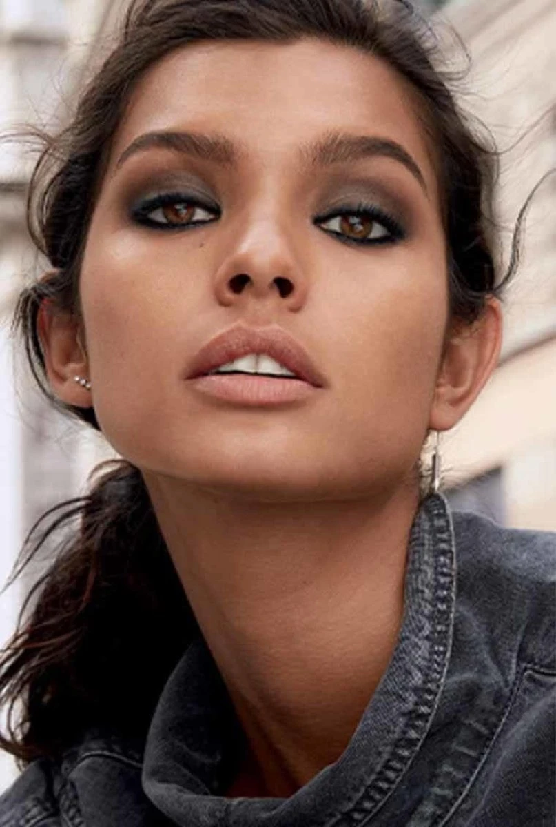 Maybelline Tattoo Liner Smokey Gel Pencil Eyeliner Zwart - Waterproof 6 Maybelline Tattoo Liner Smokey Gel Pencil Eyeliner Zwart - Waterproof - Image 4