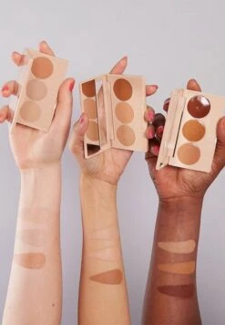 Rimmel London Rimmel Insta Conceal & Contour Palette 10 Rimmel London Rimmel Insta Conceal & Contour Palette -Modecosmetica Winkel 833x1200