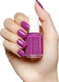Essie Spring Collection Classic - 363 Flowerista - Paars - Glanzende Nagellak - 13,5 Ml -Modecosmetica Winkel 861x1200 1