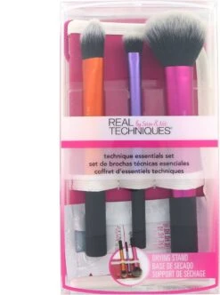 Real Techniques Essentials Set - 3 Delig - Make-up Kwastenset -Modecosmetica Winkel 894x1200 2