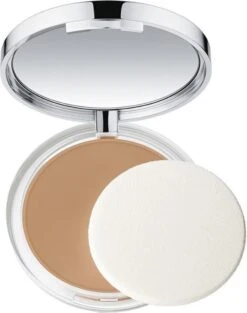 Clinique Almost Powder SPF 15 - Deep - Make-uppoeder 18 Clinique Almost Powder SPF 15 - Deep - Make-uppoeder -Modecosmetica Winkel 947x1200 1