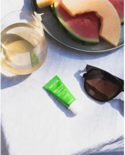 Weleda Skin Food Lip Balm 11 Weleda Skin Food Lip Balm -Modecosmetica Winkel 973x1200 1